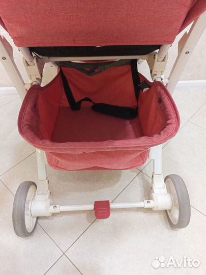 Коляска прогулочная