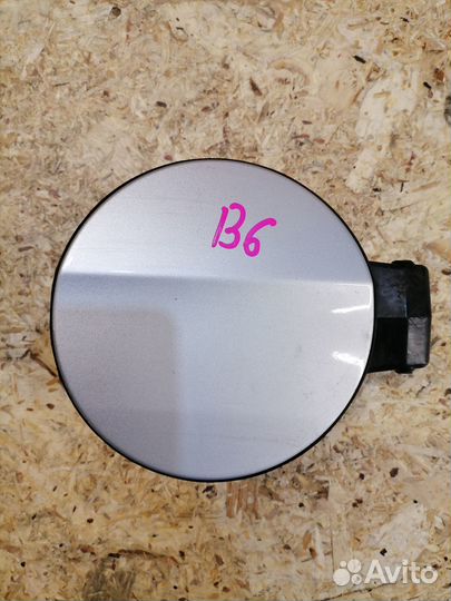 Лючок бензобака Volkswagen Passat B6