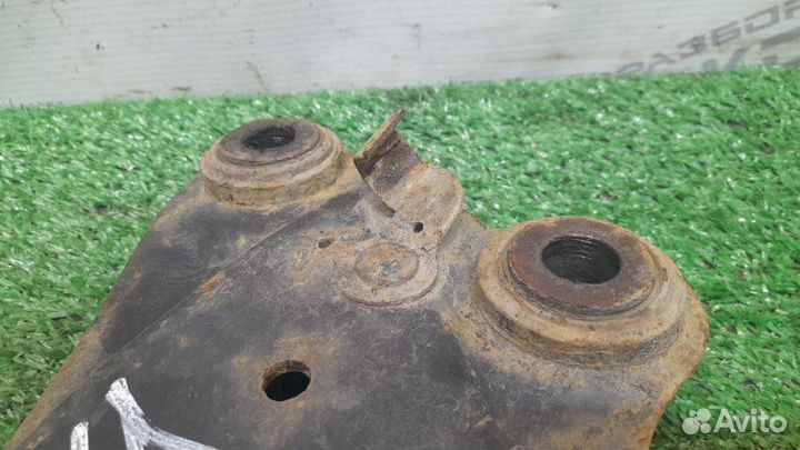 Рычаг задний левый Toyota Rav4 A40 2.0 diesel 2013