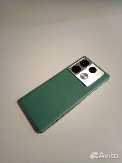 Infinix Note 40 Pro, 8/256 ГБ