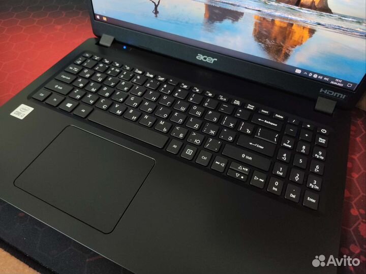 Абсолютно новый ноутбук Acer / IPS / i3 / 12gb