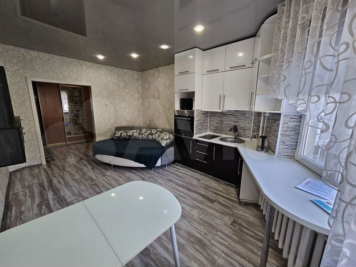 2-к. квартира, 64 м², 2/5 эт.