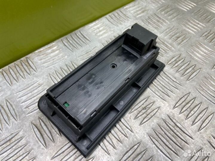 Блок кнопок эсп Audi A6 C5 avant 2.5TDI AKE 2000