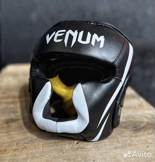 Шлем Venum