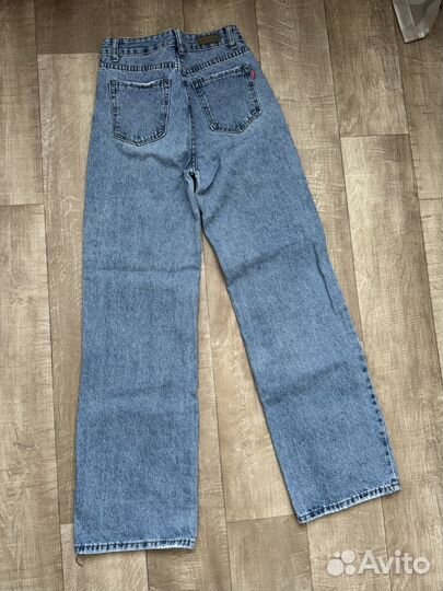 Джинсы трубы 42р