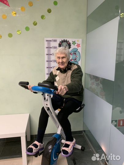 Уход за пожилыми людьми