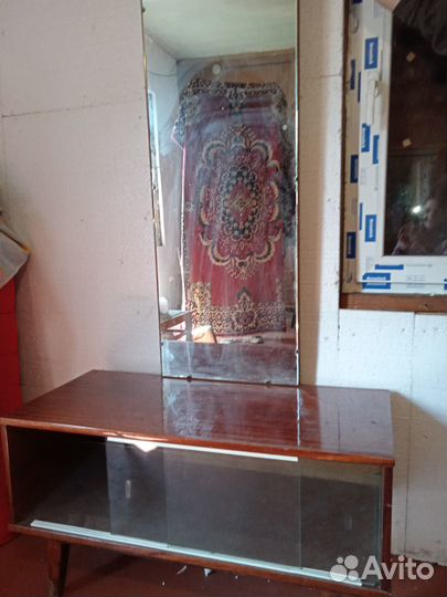 Трюмо советское