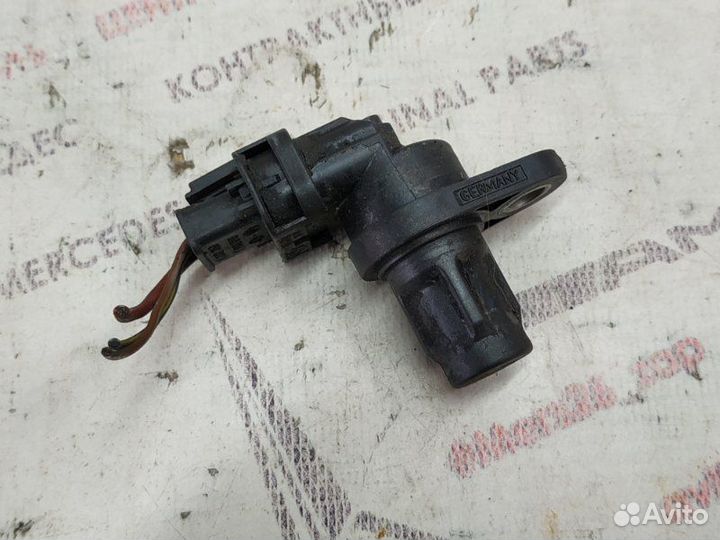 Датчик распредвала Mercedes C-Class W203 M271