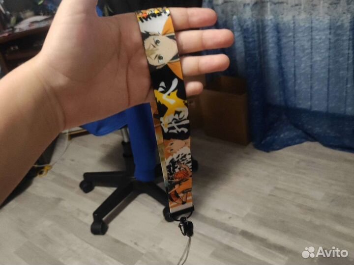 Брелок для телефона