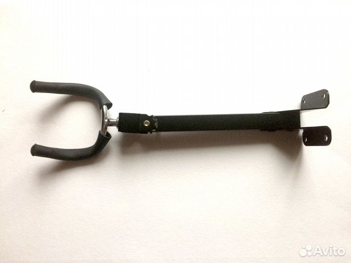 Держатель настенный для гитары