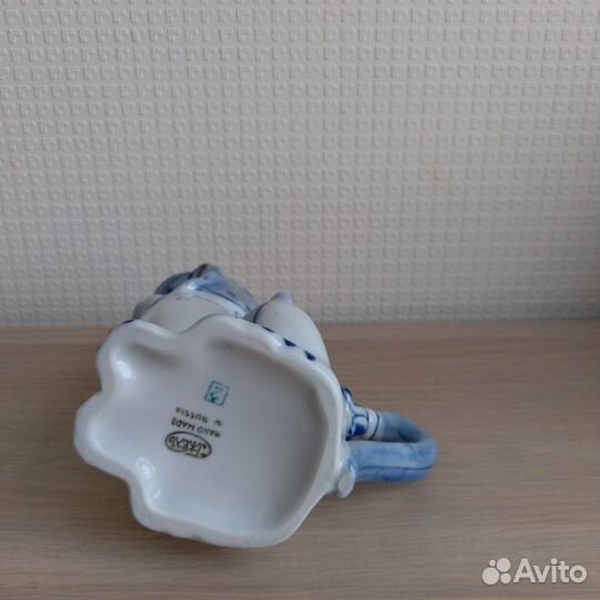 Гжель ваза - лев