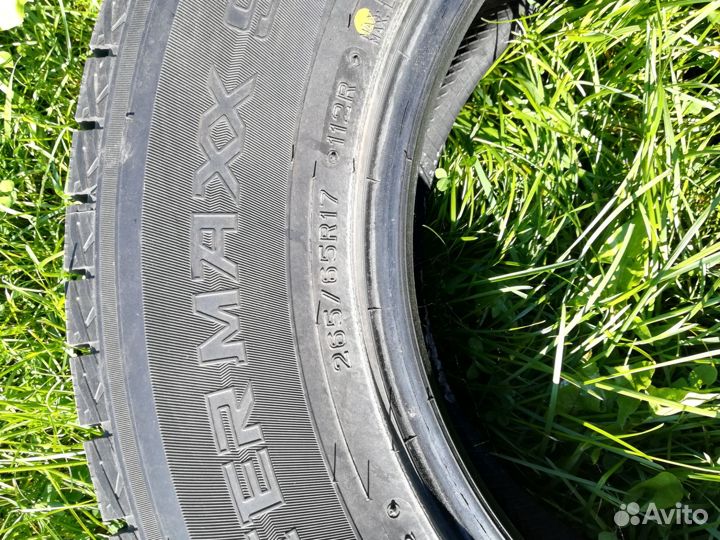 Dunlop Winter Maxx SJ8 265/65 R17