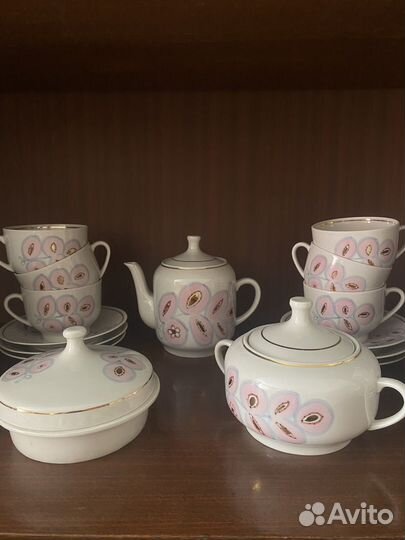 Сервиз чайный на 12 персон