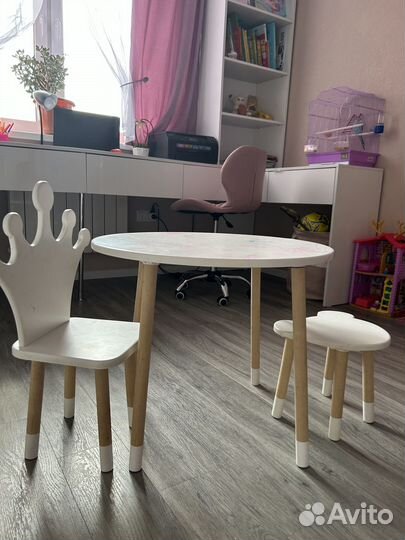 Детский стол и стул