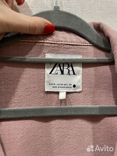 Джинсовая рубашка zara