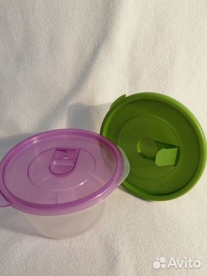 Контейнеры для продуктов новые