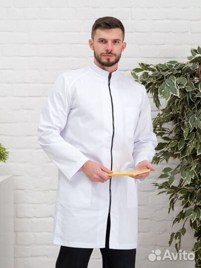 Медицинские халаты и костюмы новые