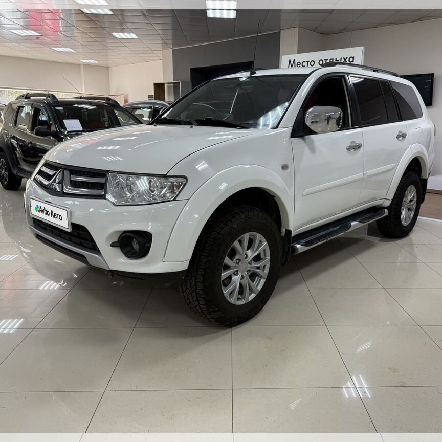 Купить Mitsubishi Pajero Sport 🚘 от 987 654 ₽ в Республике
