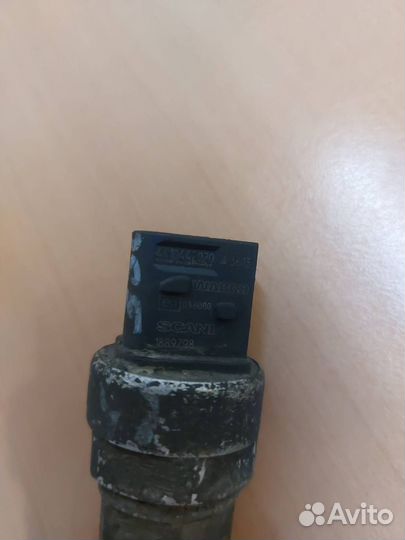 Датчик давления воздуха в пневмоподушке