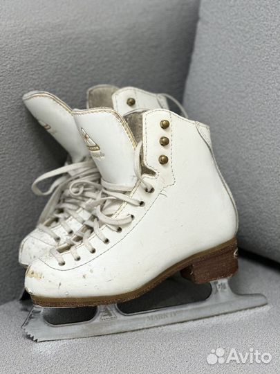 Коньки для фигурного катания