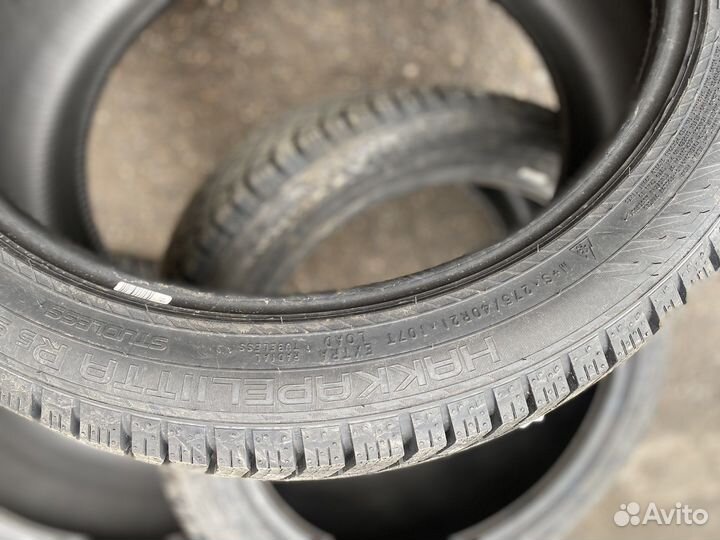 Nokian Tyres Hakkapeliitta R5 SUV 275/40 R21 и 315/35 R21