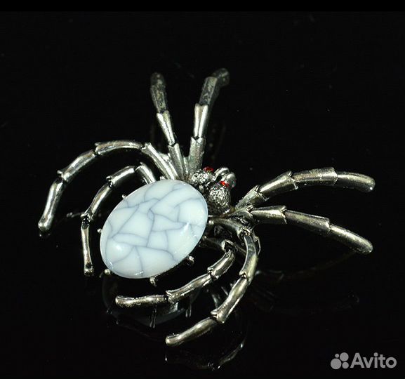 Брошь-кулон