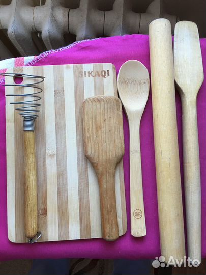 Кухонные принадлежности, кастрюли