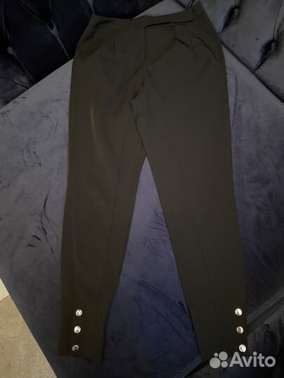 Брюки Gaudi Италия