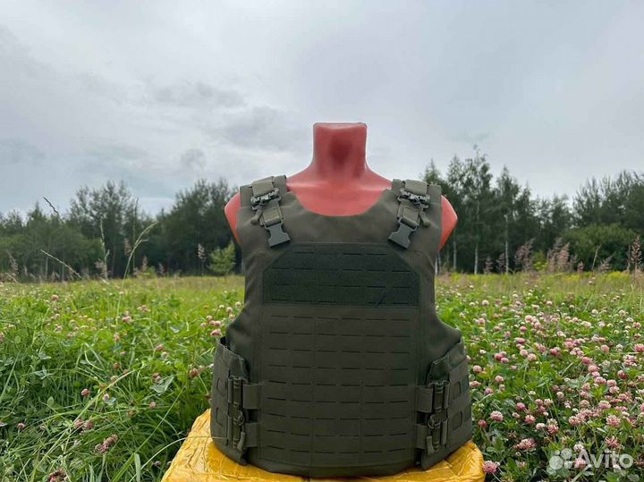 Бронежилет штурмовой