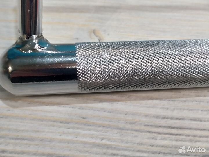 Рукоятка для тяги узкий параллельный хват