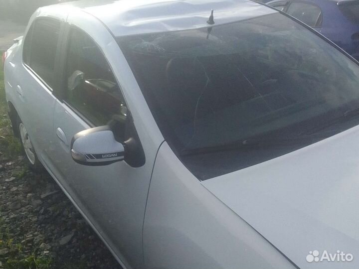 Рено Логан 2 в разборе