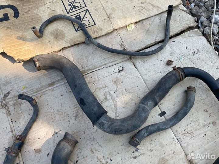 Патрубок охлаждения Chevrolet Cruze 1.6 AT