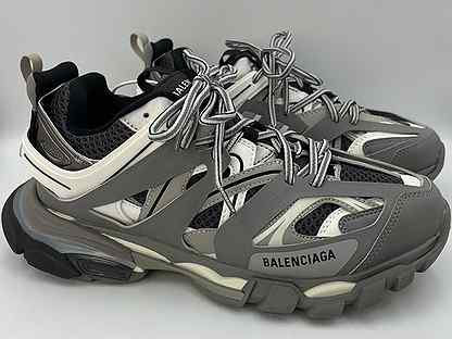 Balenciaga track