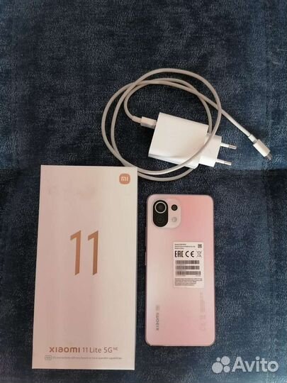 Мобильные телефоны