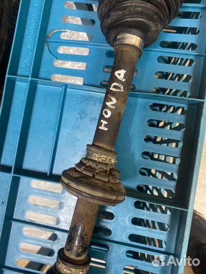 Привод левый Honda Civic
