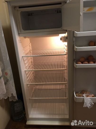 Холодильник atlant бу однокамерный