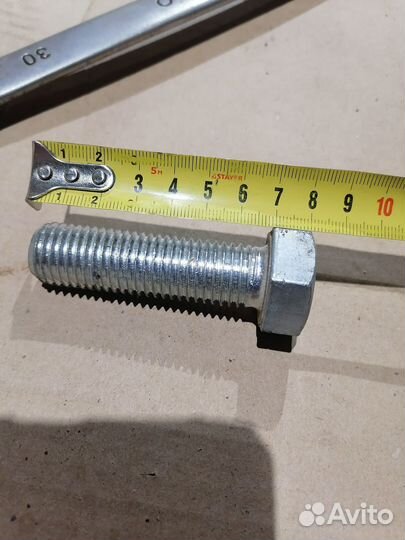 Болт м2070 с гайкой и шайбой новые
