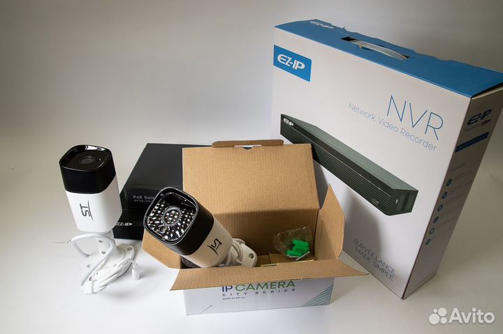 Комплект видеонаблюдения ip 2 камеры ST 3MP