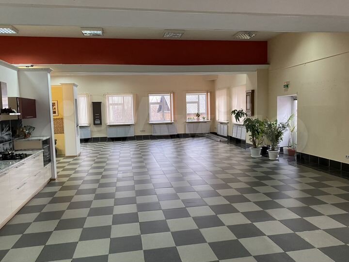 Свободного назначения, 300 м²