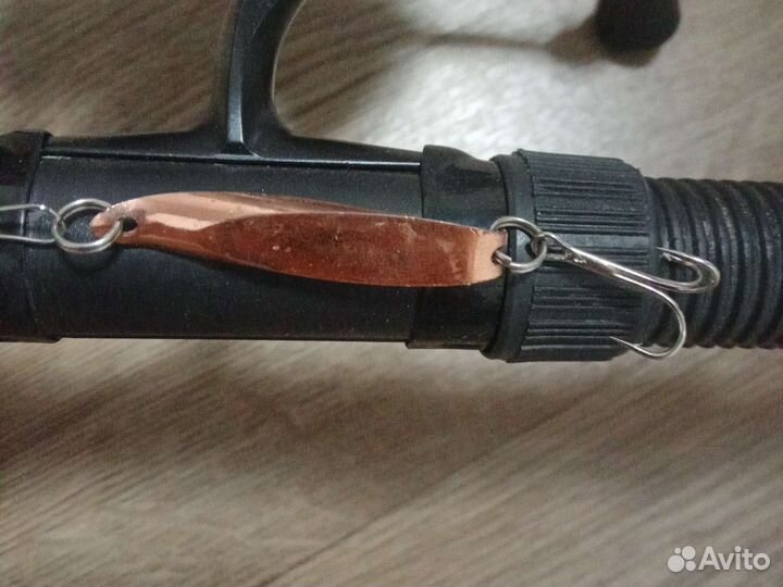Спиннинг с катушкой