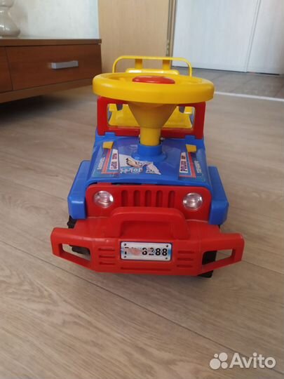 Детская машина толокар