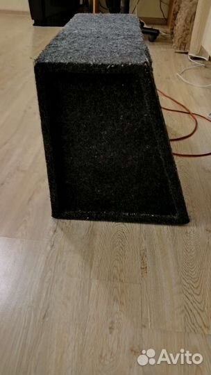 Сабвуфер infinity 12