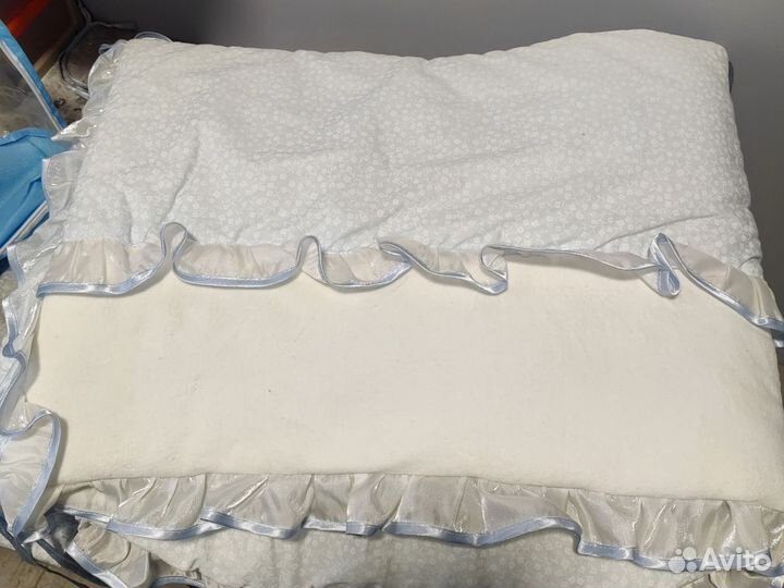 Бортики на кроватку