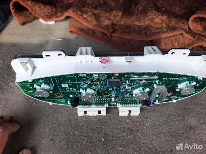 Приборная панель Ford Escape