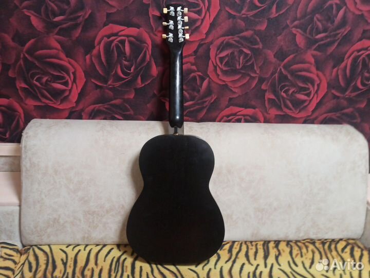 Акустическая гитара тим