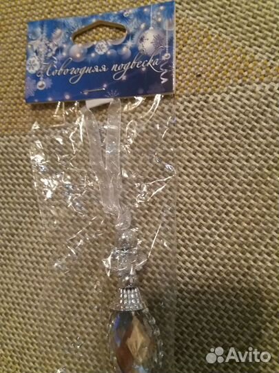 Новогодняя подвеска Длинная капелька (Льдинка)