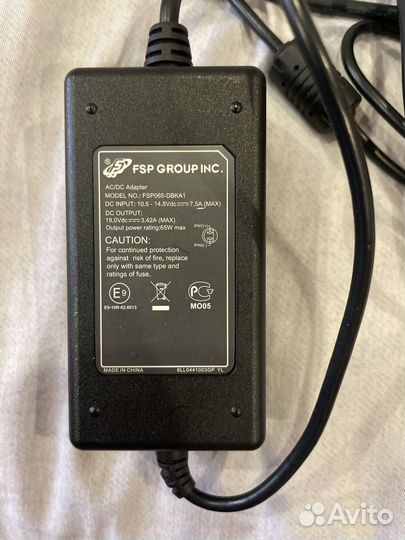 Блок питания для ноутбука автомобильный