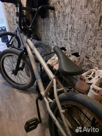 Трюковой велосипед bmx