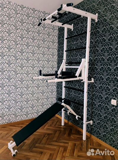 Шведская стенка с турником