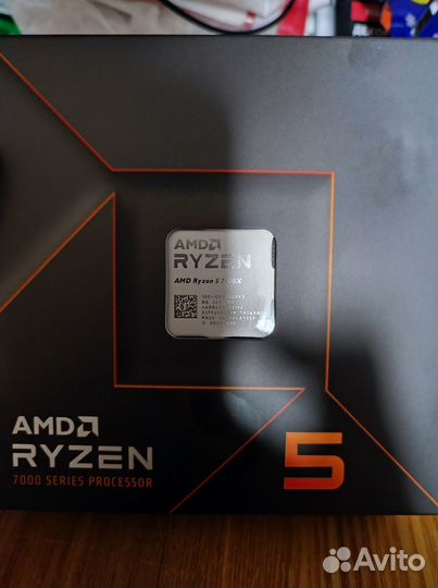 AMD Ryzen 5 7600x BOX (комплект без кулера)